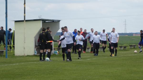 Boisko w Drzeńsko - Drzeńsko