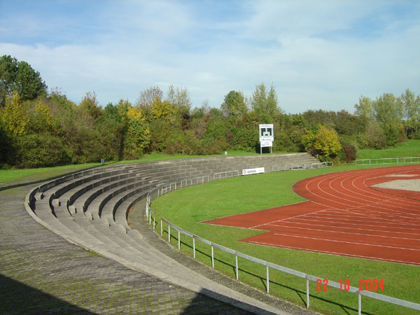 Hans-Bayer-Stadion - Unterschleißheim-Lohhof