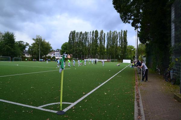 Franz-Elbern-Stadion Nebenplatz - Bonn-Beuel