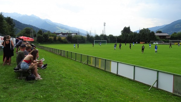 Schloßbadarena - Bruck an der Großglocknerstraße