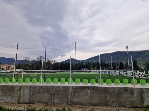 Sportna i trenirovŭchna ploshtadka Gerena - Botevgrad