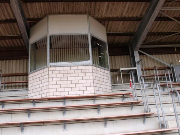 Stadion Bezirkssportanlage Karl-Hohmann-Straße - Düsseldorf-Benrath