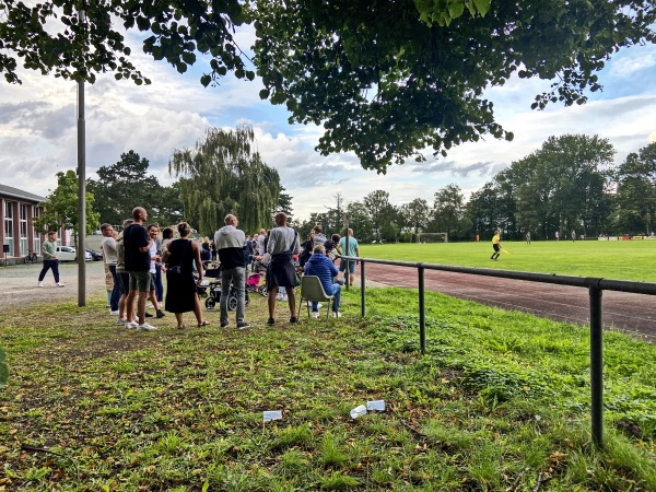 Grodener Sportplatz - Cuxhaven-Groden