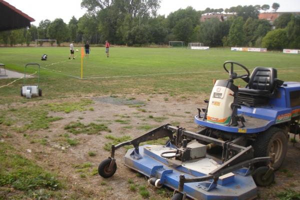 Sportplatz an der Kirche - Brakel-Riesel
