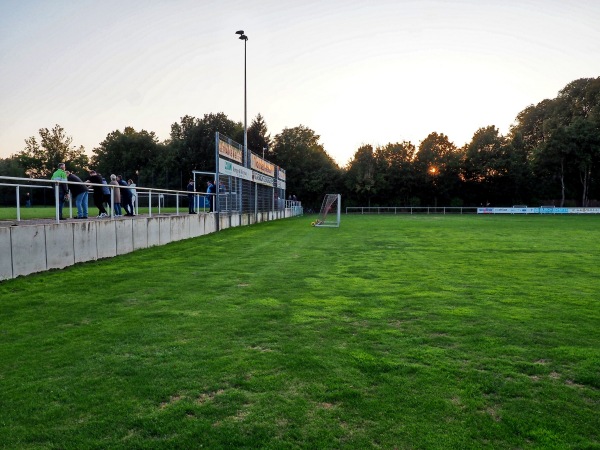 Trotzbachstadion - Erwitte-Horn