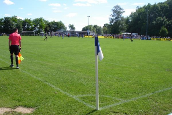 Sportplatz an der Terasse - Edermünde-Holzhausen