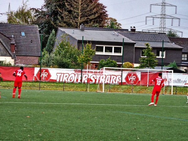 Sportplatz Tiroler Straße - Oberhausen/Rheinland-Dümpten