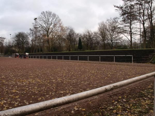 Sportanlage Iltisstraße Nordplatz - Duisburg-Neumühl