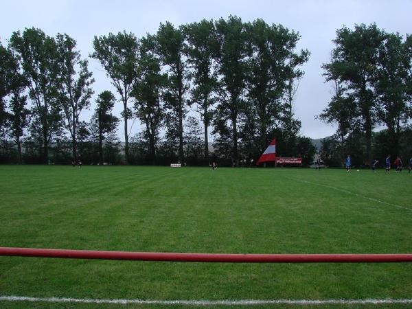 Sportplatz am Neumarkt - Querfurt-Weißenschirmbach