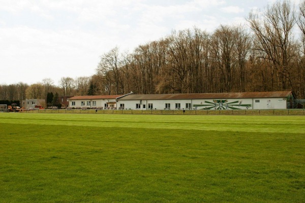 Waldstadion - Bad Kleinen