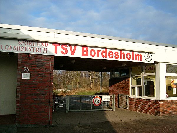 Knövi-Sportpark am Möhlenkamp - Bordesholm