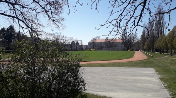 Sportplatz AKA HIB Liebenau Platz 2 - Graz