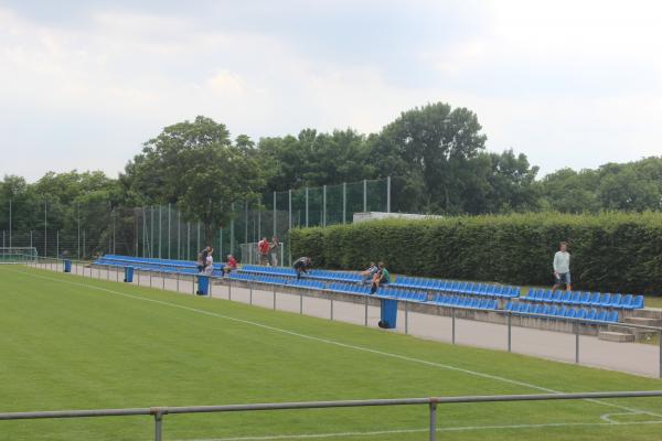 Nebenplatz Nebenplatz