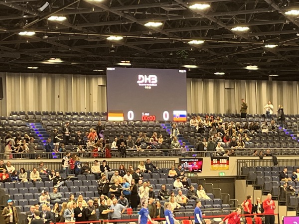 Mitsubishi Electric HALLE Stadion In D sseldorf Oberbilk