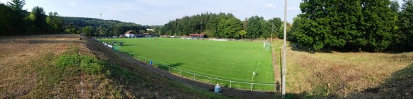 Sportplatz Waldböckelheim - Waldböckelheim