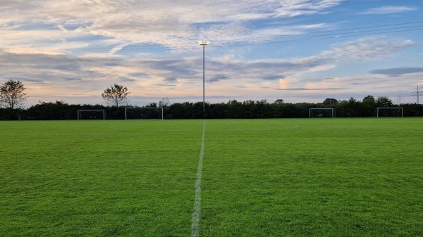 Sportzentrum Fichtenstraße Platz 3 - Moosinning