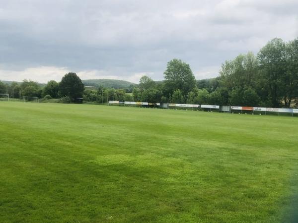 Sportplatz an der Landesgrenze - Barntrup-Sonneborn