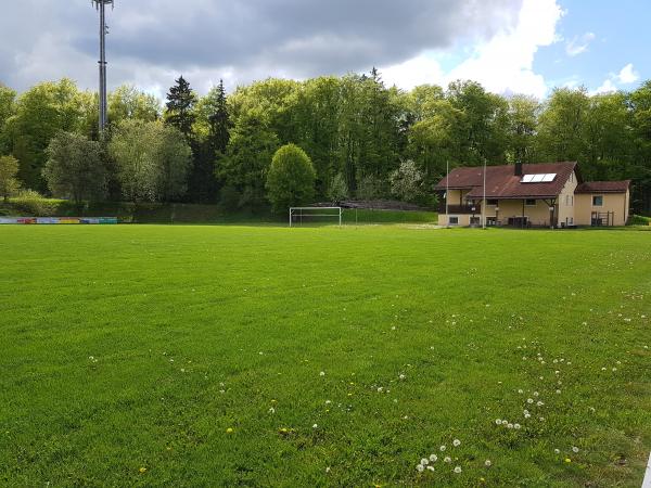 Waldstadion - Beratzhausen-Oberpfraundorf
