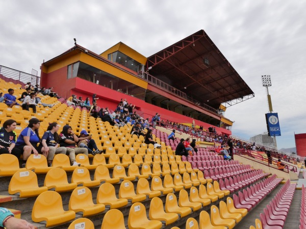 Estadio Santa Laura-Universidad SEK - Santiago de Chile