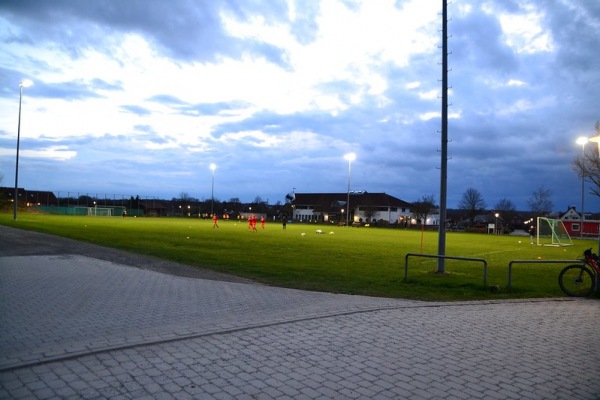 Sportplatz Rötgesbüttel B - Rötgesbüttel