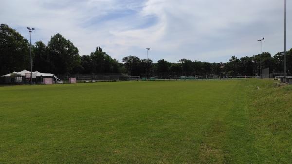 Bezirkssportanlage Süd B-Platz - Hannover-Südstadt