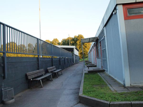 Manfred-Scheiff-Stadion der Bezirkssportanlage Am Krausen Bäumchen - Essen/Ruhr-Bergerhausen