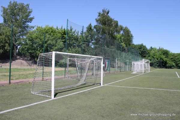 Stadion im. Józefa Pawełczyka obok - Czeladź