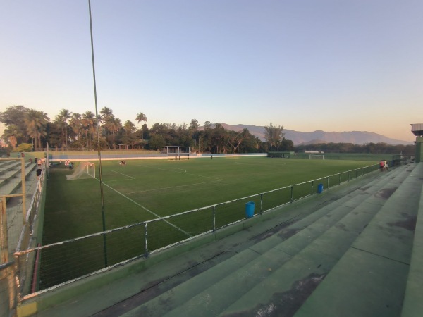 Estádio Nivaldo Pereira - Nova Iguaçu, RJ