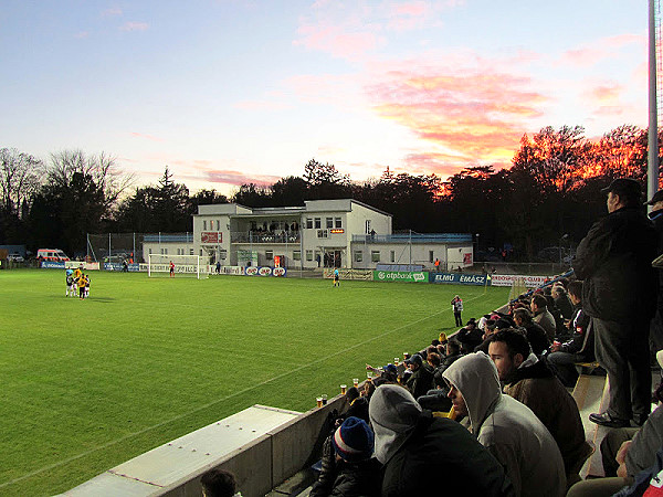 Perutz-stadion - Pápa