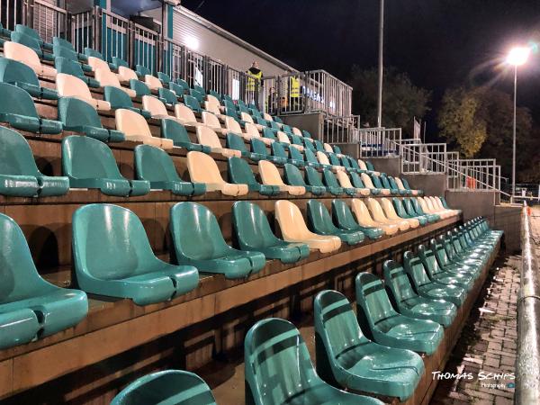 neu.sw Stadion im Jahn-Sportpark - Neubrandenburg