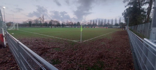Sportpark Middenmeer veld 22-Zeeburgia veld 3 - Amsterdam