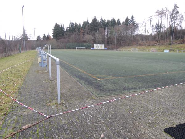 Sportplatz am Bürgerhaus - Schlangenbad-Hausen
