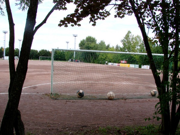 Stadion im Bildungszentrum Nebenplatz 1 - Halle/Saale-Neustadt