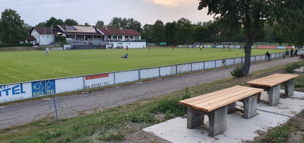 Sportanlage Am Amperknie - Allershausen 