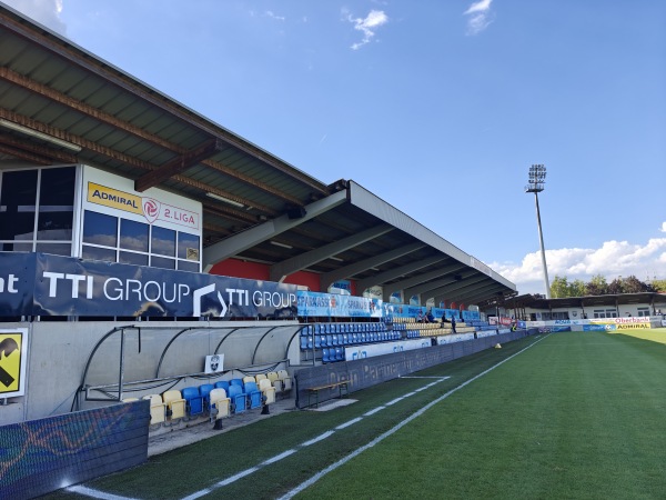 Ertl Glas-Stadion - Amstetten