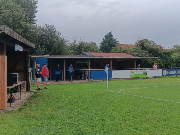 Sportplatz Uhlenbusch - Breitenfelde