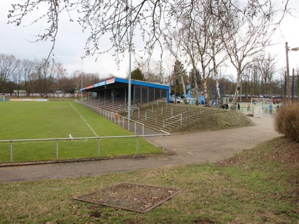 Bezirkssportanlage Stadion Feuerbachstraße - Düsseldorf-Bilk