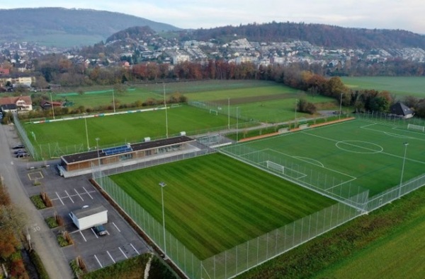 Hauptplatz links