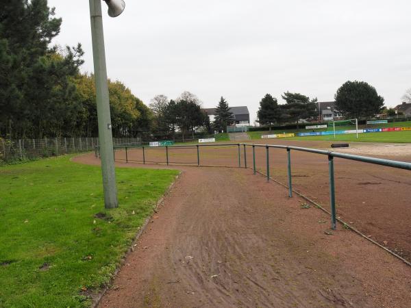 Bezirkssportanlage Loewenfeldstraße - Bottrop-Kirchhellen