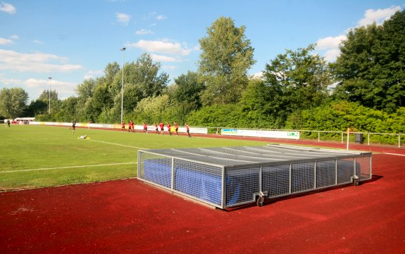 Stadion Am Park - Niestetal-Heiligenrode