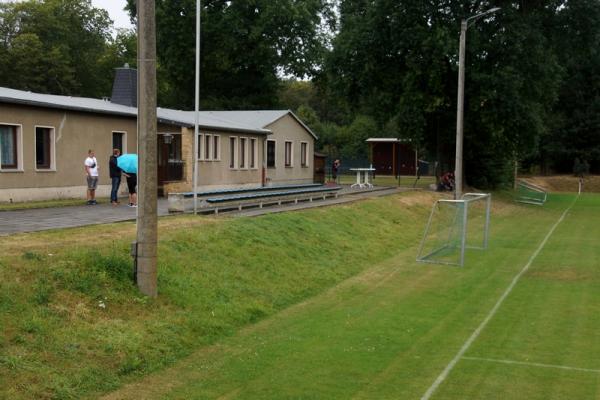 Sportanlage Am Eichholz Platz 2 - Zwenkau