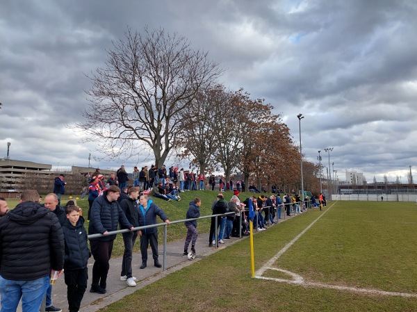 Bezirkssportanlage NeckarPark PSV-Stadion Nebenplatz - Stuttgart-Bad Cannstatt