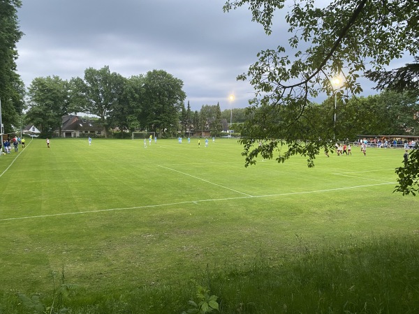 Sportplatz Vaenser Grund - Rosengarten bei Harburg-Nenndorf