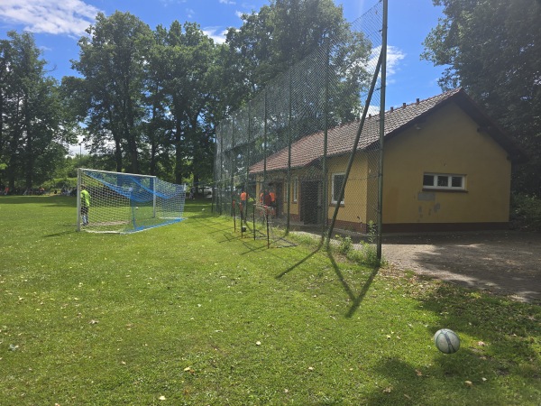 Boisko w Łaziskach - Łaziska