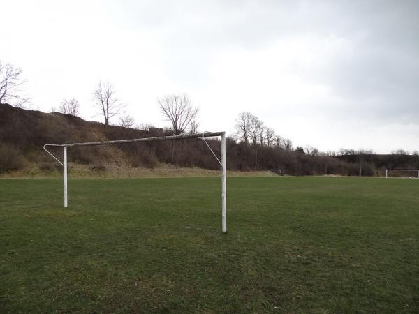 Sportplatz am Berg - Aschersleben-Groß Schierstedt 