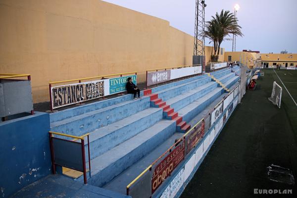 Campo de Fútbol La Palmera - San Isidro, Tenerife, CN