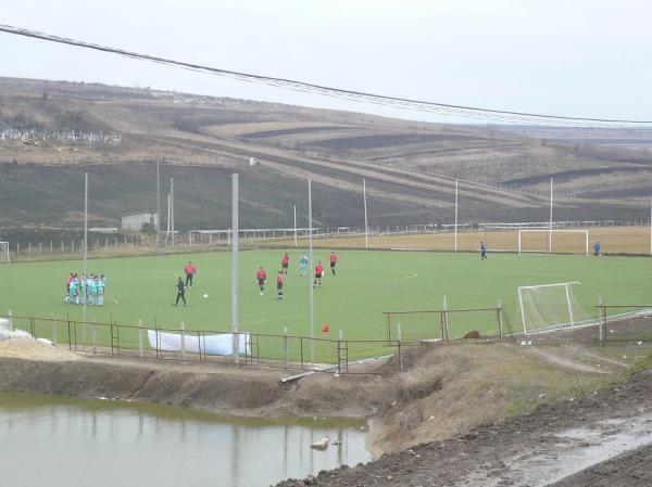 Stadionul Sătesc Teren artificial - Suruceni