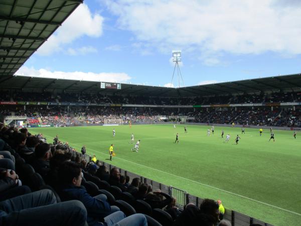 Asito Stadion - Almelo-Ossenkoppelerhoek