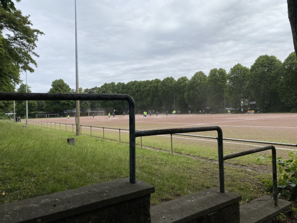 Sportplatz Rotenhäuser Damm (alt) - Hamburg-Wilhelmsburg