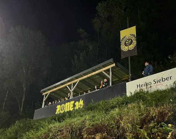 Sportplatz am Bach - Petersberg/Pfalz